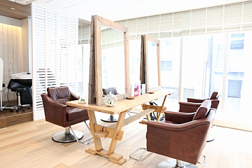 4月のお休み☆銀座美容室muruchura(ムルチュラ)